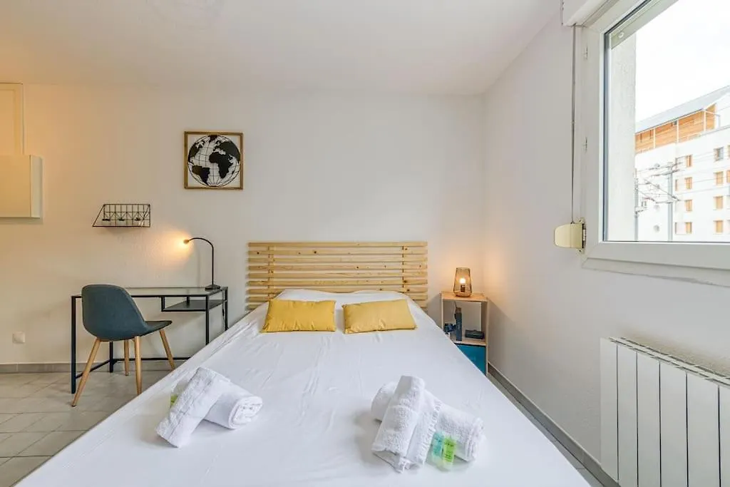 Studio Moderne Et Cosy A 700M De La Gare Grenoble 0*,  France